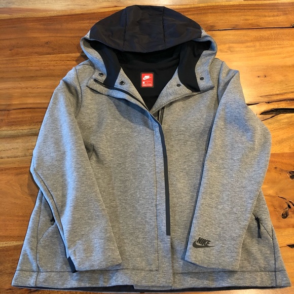 Nike Women’s Hooded Jacket